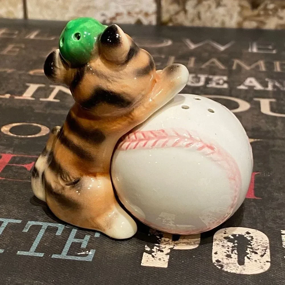 Lefton Tiger Baseball Anamorphic Salt Pepper Shakers